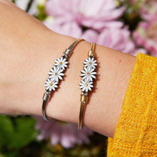 Load image into Gallery viewer, Daisies Bangle Bracelet
