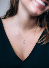 Load image into Gallery viewer, Rock Circle Pendant Necklace