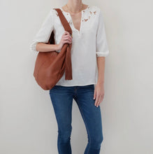 Load image into Gallery viewer, Gardner Shoulder Bag (Toffee)