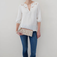 Load image into Gallery viewer, Vida Wristlet (Botanical)